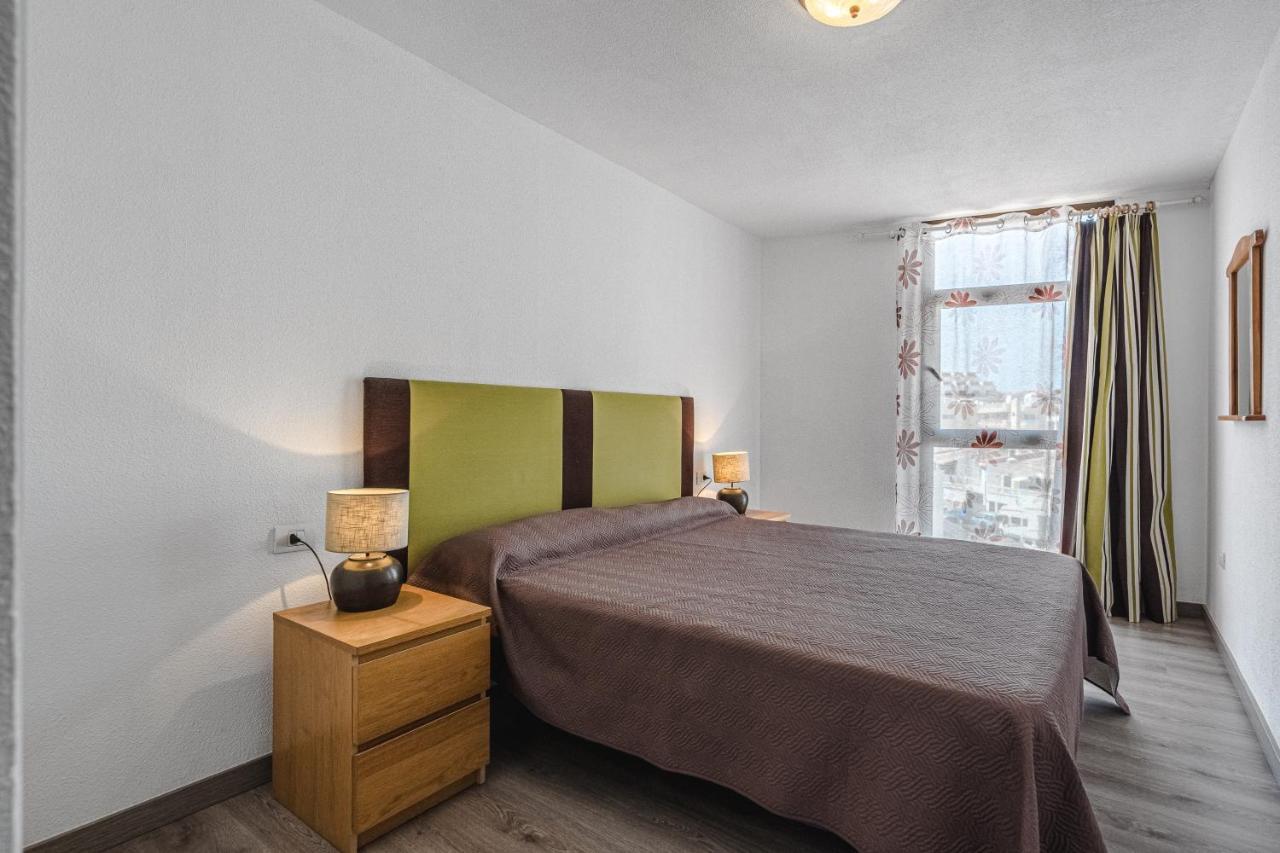 Family Apartment With 3 Bedrooms And Balcony Near Los Gigantes And Ocean Puerto de Santiago  Bagian luar foto