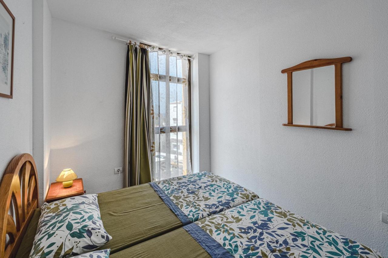 Family Apartment With 3 Bedrooms And Balcony Near Los Gigantes And Ocean Puerto de Santiago  Bagian luar foto