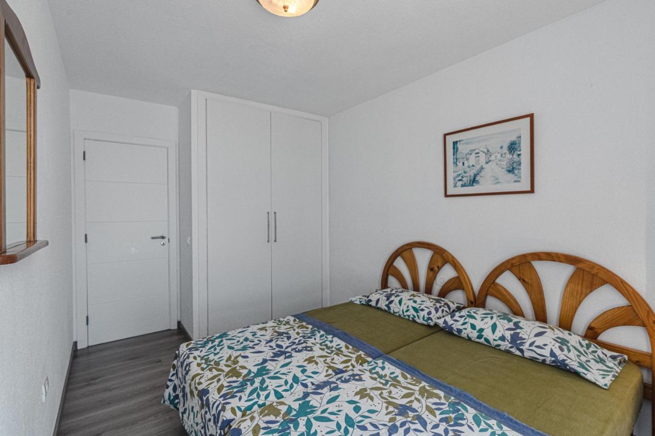 Family Apartment With 3 Bedrooms And Balcony Near Los Gigantes And Ocean Puerto de Santiago  Bagian luar foto