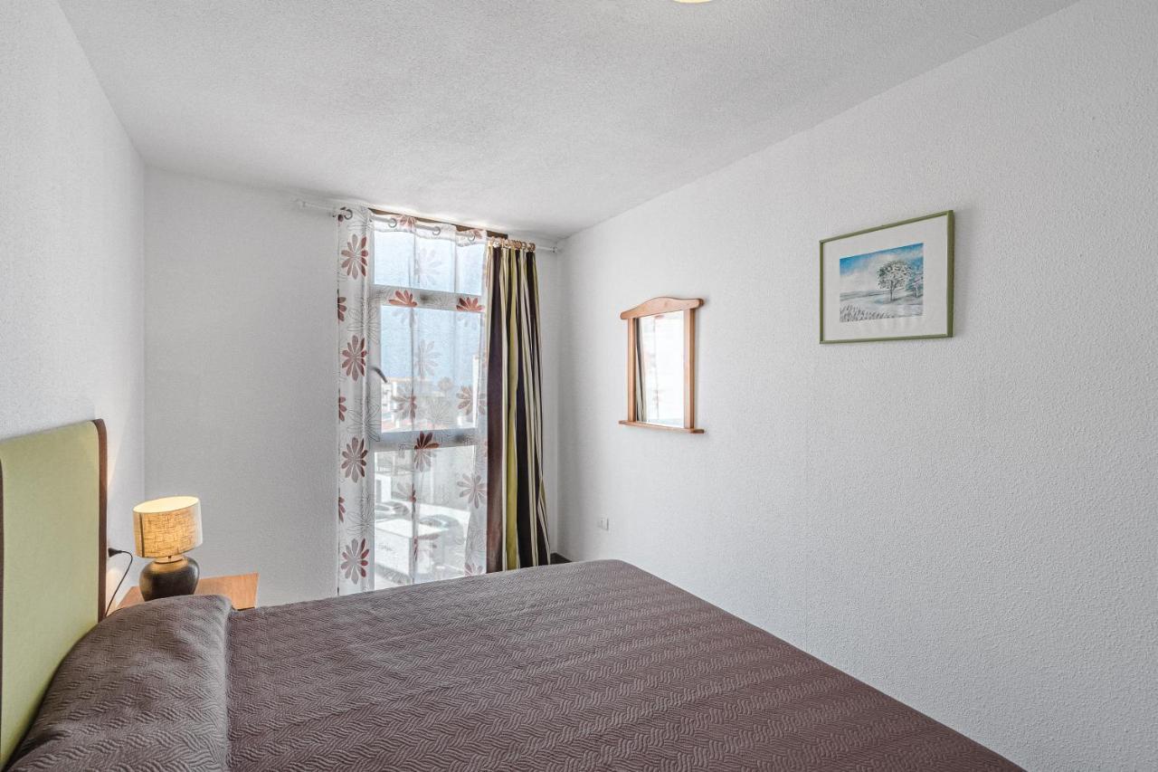 Family Apartment With 3 Bedrooms And Balcony Near Los Gigantes And Ocean Puerto de Santiago  Bagian luar foto