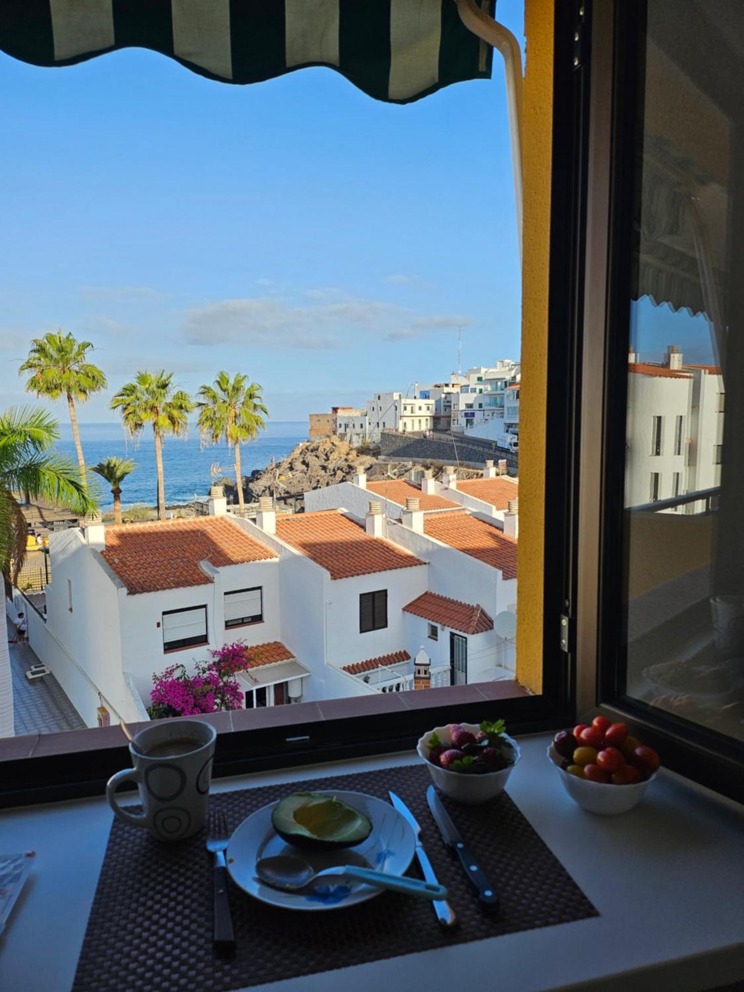 Family Apartment With 3 Bedrooms And Balcony Near Los Gigantes And Ocean Puerto de Santiago  Bagian luar foto