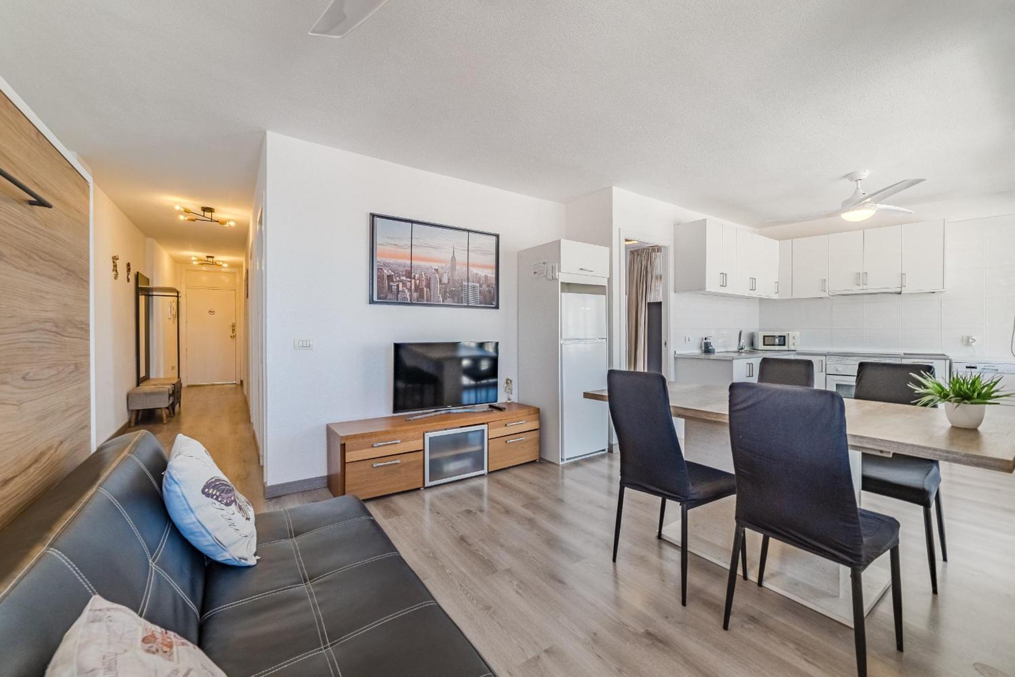 Family Apartment With 3 Bedrooms And Balcony Near Los Gigantes And Ocean Puerto de Santiago  Bagian luar foto